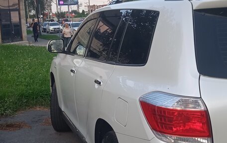 Toyota Highlander III, 2010 год, 1 470 000 рублей, 6 фотография