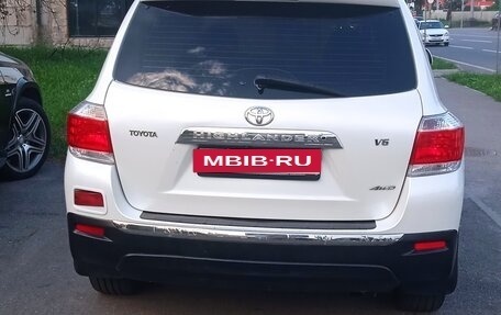 Toyota Highlander III, 2010 год, 1 470 000 рублей, 8 фотография