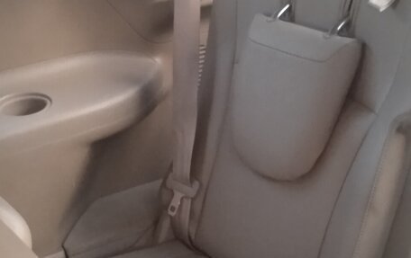 Toyota Highlander III, 2010 год, 1 470 000 рублей, 17 фотография