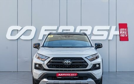 Toyota RAV4, 2023 год, 3 270 000 рублей, 3 фотография