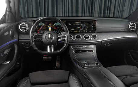 Mercedes-Benz E-Класс, 2022 год, 5 839 000 рублей, 14 фотография