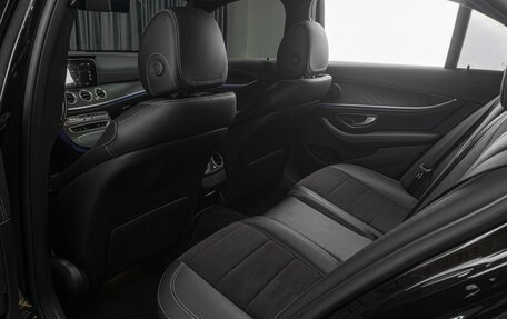 Mercedes-Benz E-Класс, 2022 год, 5 839 000 рублей, 19 фотография