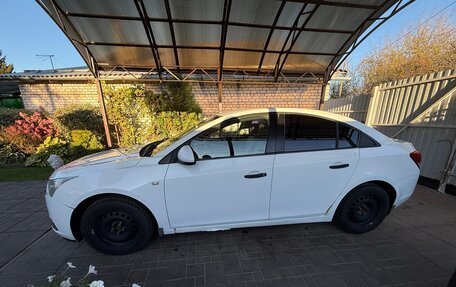 Chevrolet Cruze II, 2011 год, 550 000 рублей, 2 фотография