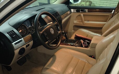 Volkswagen Touareg III, 2008 год, 990 000 рублей, 8 фотография