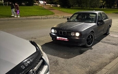 BMW 5 серия, 1990 год, 200 000 рублей, 1 фотография