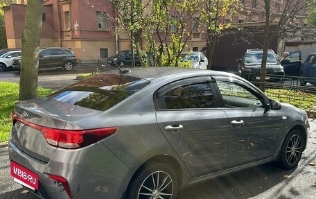 KIA Rio IV, 2019 год, 950 000 рублей, 2 фотография