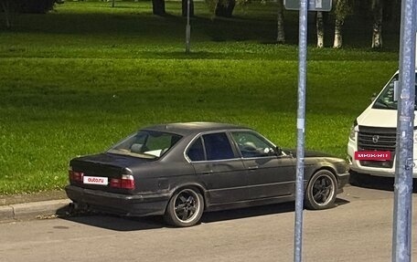 BMW 5 серия, 1990 год, 200 000 рублей, 4 фотография