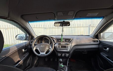 KIA Rio III рестайлинг, 2016 год, 450 000 рублей, 2 фотография