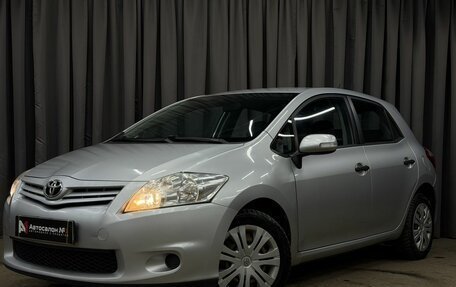 Toyota Auris II, 2011 год, 849 777 рублей, 1 фотография