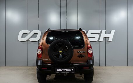 Chevrolet Niva I рестайлинг, 2018 год, 879 000 рублей, 4 фотография