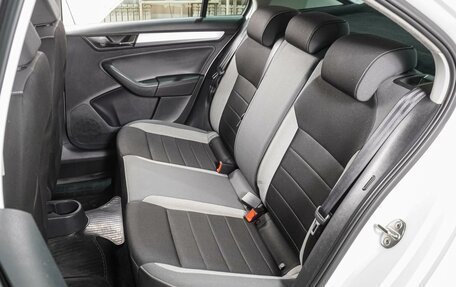 Skoda Rapid I, 2019 год, 1 369 000 рублей, 9 фотография