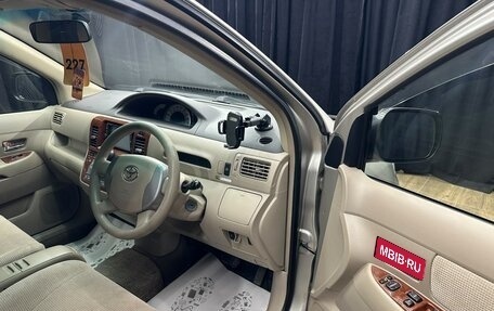 Toyota Raum II, 2004 год, 659 000 рублей, 10 фотография