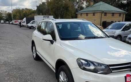 Volkswagen Touareg III, 2011 год, 2 090 000 рублей, 7 фотография