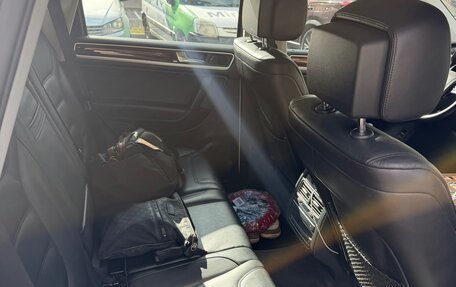 Volkswagen Touareg III, 2011 год, 2 090 000 рублей, 18 фотография