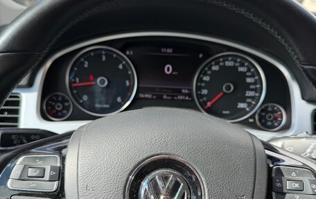 Volkswagen Touareg III, 2011 год, 2 090 000 рублей, 10 фотография