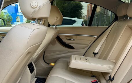 BMW 3 серия, 2017 год, 1 400 000 рублей, 5 фотография