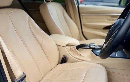 BMW 3 серия, 2017 год, 1 400 000 рублей, 9 фотография