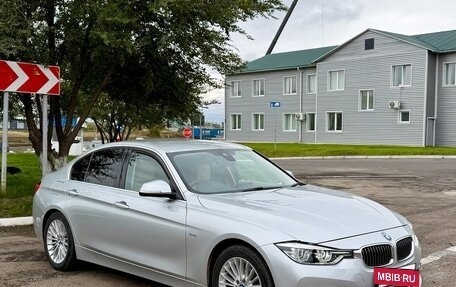 BMW 3 серия, 2017 год, 1 400 000 рублей, 10 фотография