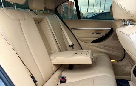 BMW 3 серия, 2017 год, 1 400 000 рублей, 14 фотография