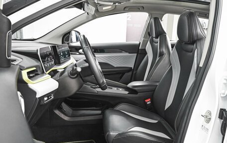 Geely Coolray I, 2023 год, 1 898 000 рублей, 10 фотография