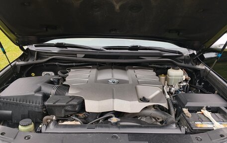 Toyota Land Cruiser 200, 2012 год, 4 350 000 рублей, 6 фотография
