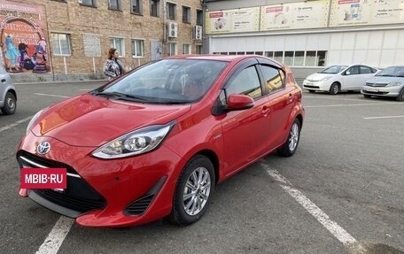 Toyota Aqua I, 2017 год, 950 000 рублей, 2 фотография