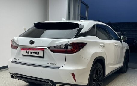 Lexus RX IV рестайлинг, 2017 год, 4 230 000 рублей, 4 фотография