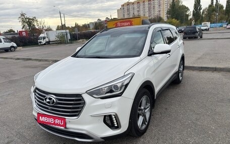 Hyundai Santa Fe III рестайлинг, 2018 год, 3 140 000 рублей, 1 фотография