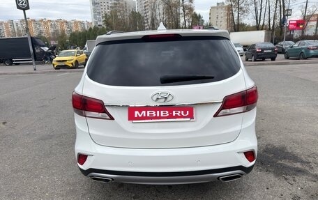 Hyundai Santa Fe III рестайлинг, 2018 год, 3 140 000 рублей, 5 фотография