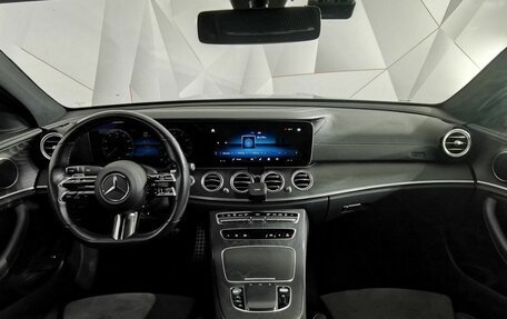 Mercedes-Benz E-Класс, 2021 год, 4 195 000 рублей, 14 фотография