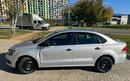 Volkswagen Polo VI (EU Market), 2011 год, 390 000 рублей, 6 фотография