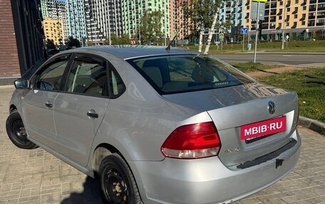 Volkswagen Polo VI (EU Market), 2011 год, 390 000 рублей, 3 фотография