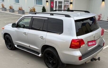 Toyota Land Cruiser 200, 2014 год, 5 000 000 рублей, 1 фотография