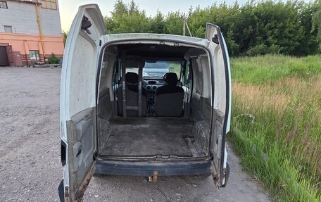 Renault Kangoo II рестайлинг, 2003 год, 110 000 рублей, 8 фотография