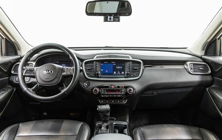 KIA Sorento III Prime рестайлинг, 2018 год, 2 728 000 рублей, 13 фотография