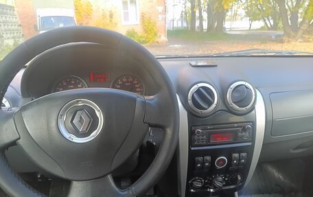 Renault Sandero I, 2014 год, 600 000 рублей, 10 фотография