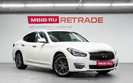 Infiniti Q70 I, 2015 год, 2 200 000 рублей, 4 фотография