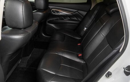 Infiniti Q70 I, 2015 год, 2 200 000 рублей, 17 фотография