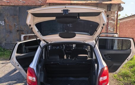 Skoda Fabia II, 2011 год, 420 000 рублей, 7 фотография