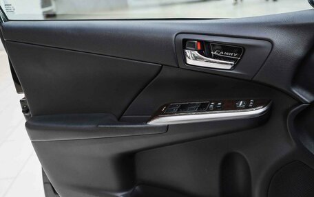 Toyota Camry, 2017 год, 1 650 000 рублей, 8 фотография