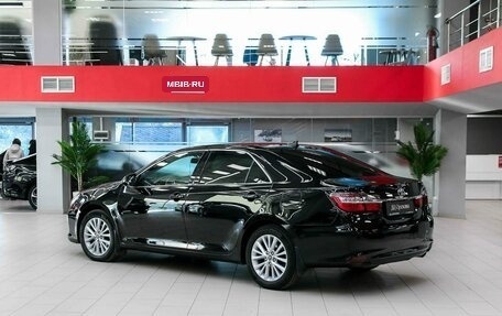 Toyota Camry, 2017 год, 1 650 000 рублей, 4 фотография