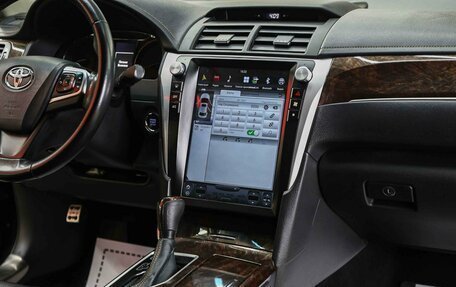 Toyota Camry, 2017 год, 1 650 000 рублей, 11 фотография