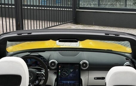 Mercedes-Benz SL-Класс AMG, 2023 год, 9 900 000 рублей, 22 фотография