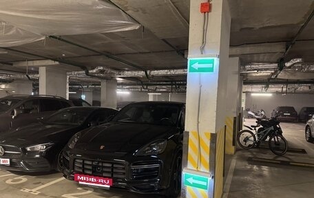 Porsche Cayenne III, 2021 год, 13 800 000 рублей, 4 фотография
