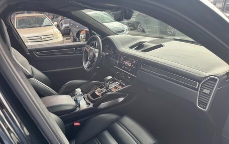 Porsche Cayenne III, 2021 год, 13 800 000 рублей, 15 фотография
