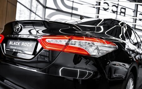 Toyota Camry, 2019 год, 2 540 000 рублей, 8 фотография