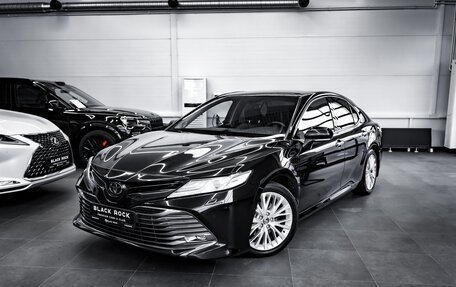 Toyota Camry, 2019 год, 2 540 000 рублей, 3 фотография