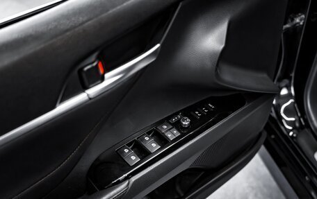 Toyota Camry, 2019 год, 2 540 000 рублей, 23 фотография