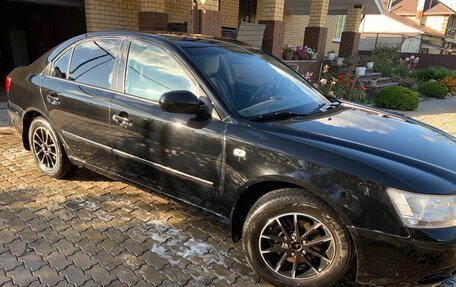 Hyundai Sonata VI, 2010 год, 575 000 рублей, 2 фотография