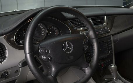Mercedes-Benz CLS, 2005 год, 1 490 000 рублей, 22 фотография
